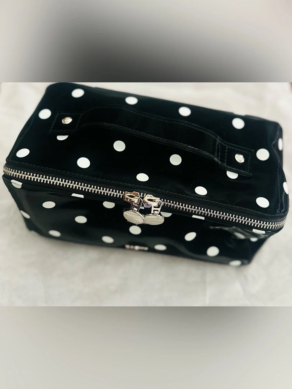 🍁Black and White Polka Dot Cosmetic Case